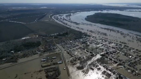 Алаяқтар су тасқынын сылтауратып, ақша жинап жүр