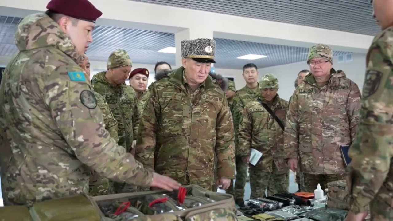 Министр обороны проинспектировал воинские части Сил специальных операций