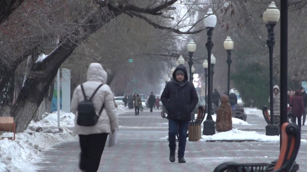 Гололёд и метель ожидаются в Казахстане