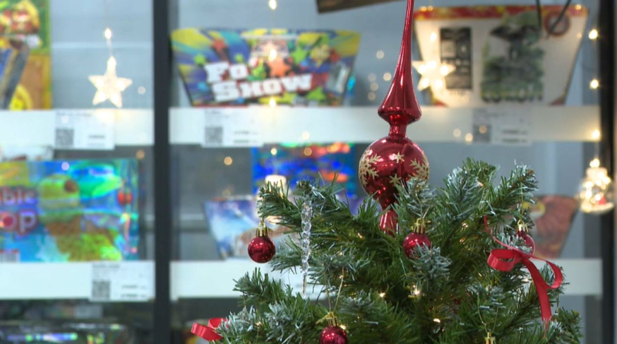 Алматинцы активно скупают фейерверки