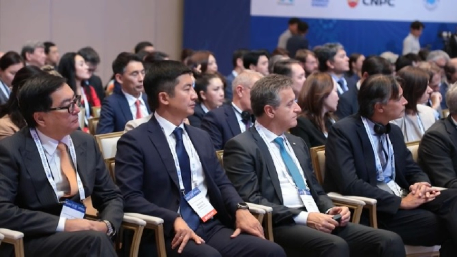 Токаев обратился к участникам Kazakhstan Energy Week-2025