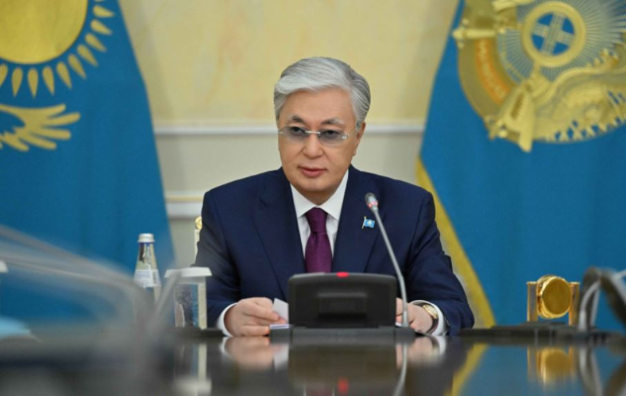 Мемлекет басшысы Қазақстан халқын Жеңіс күнімен құттықтады
