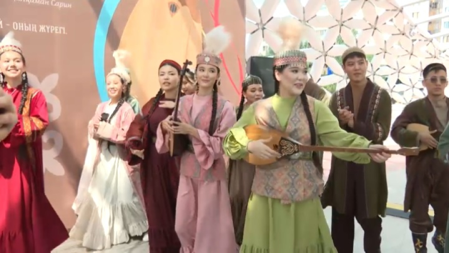 Масштабное праздничное мероприятие проходит в столице