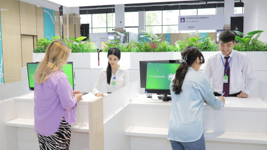 Майские праздники: как будут работать ЦОНы и СпецЦОНы