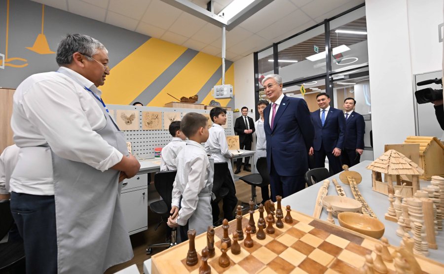 Қ.Тоқаев Шымкенттегі №2 Оқушылар сарайын аралап көрді