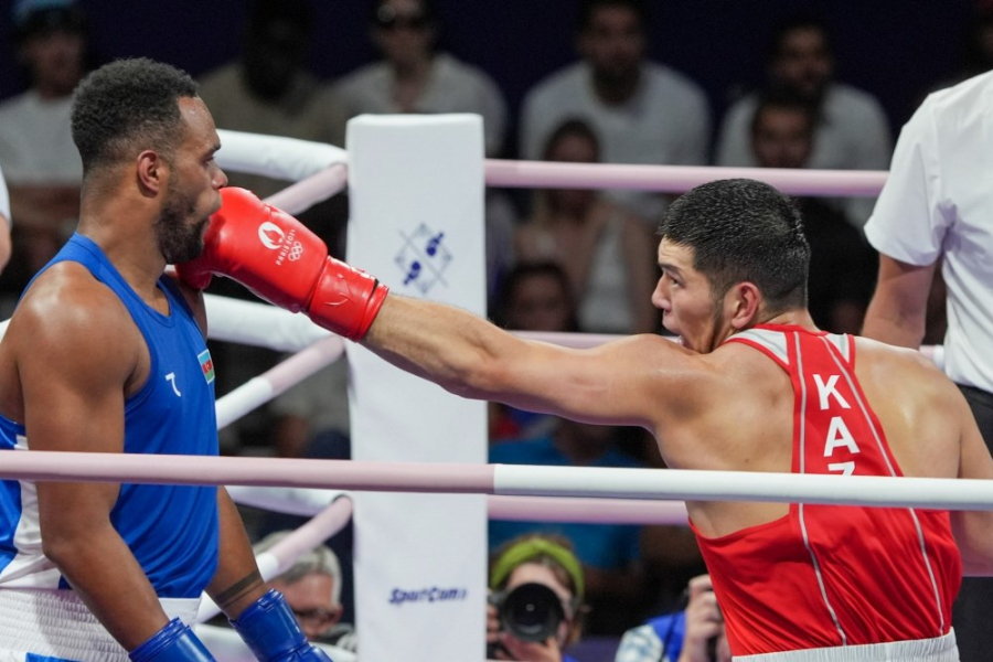 Айбек Оралбай с победы стартовал на этапе Кубка мира в Астане