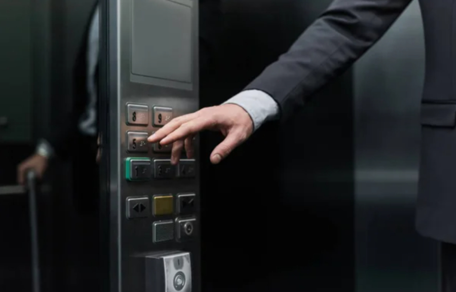 Астанада лифтілерді тексеру кезінде 132 құқықбұзушылық анықталды