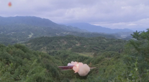 Солтүстік Корея Жапон теңізіне қарай баллистикалық зымыран ұшырды