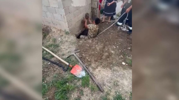 Ребенок провалился в уличный туалет в Туркестанской области