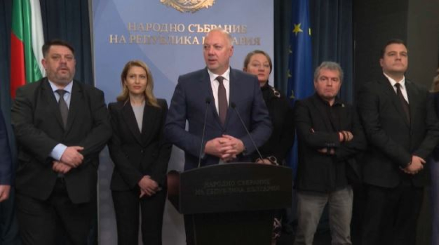 Правительство Болгарии уходит в отставку