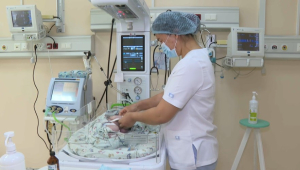 Новорождённым с пороками развития делают сложнейшие операции в Шымкенте
