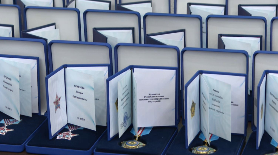 Лучших работников машиностроительной отрасли наградили в Астане