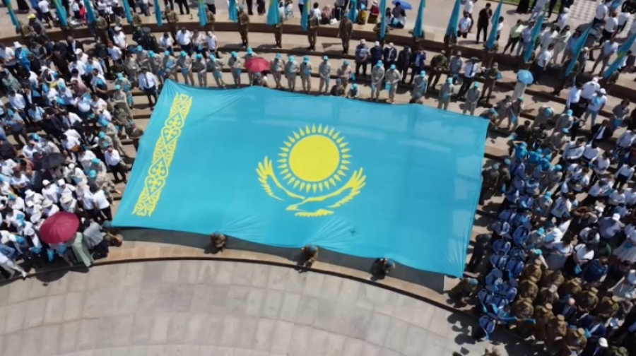 Более 1000 человек приняли участие в шествии патриотов в Талдыкоргане
