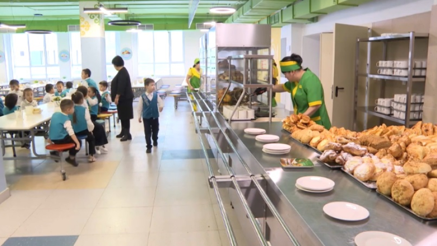 Носители стафилококка и дизентерии работали в школьных столовых