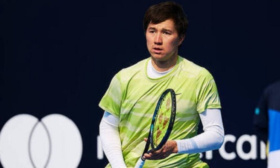 Казахстанец уступил в полуфинале квалификации «челленджера» в КНР