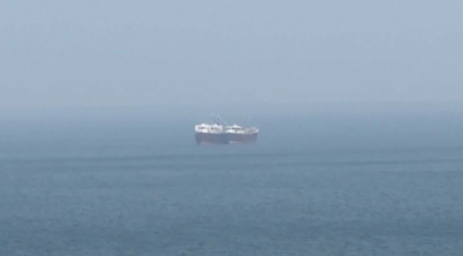 Иран Ормуз бұғазын бес елге ашты