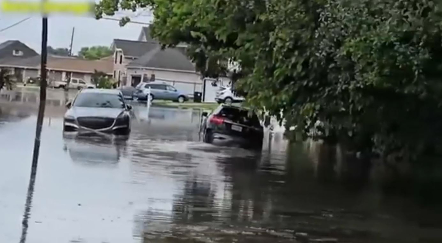 Оклахомада толассыз жауған жаңбырдың соңы тасқынға ұласты