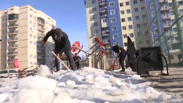 Партия Amanat организовала по всей стране акцию «Таза бейсенбі»