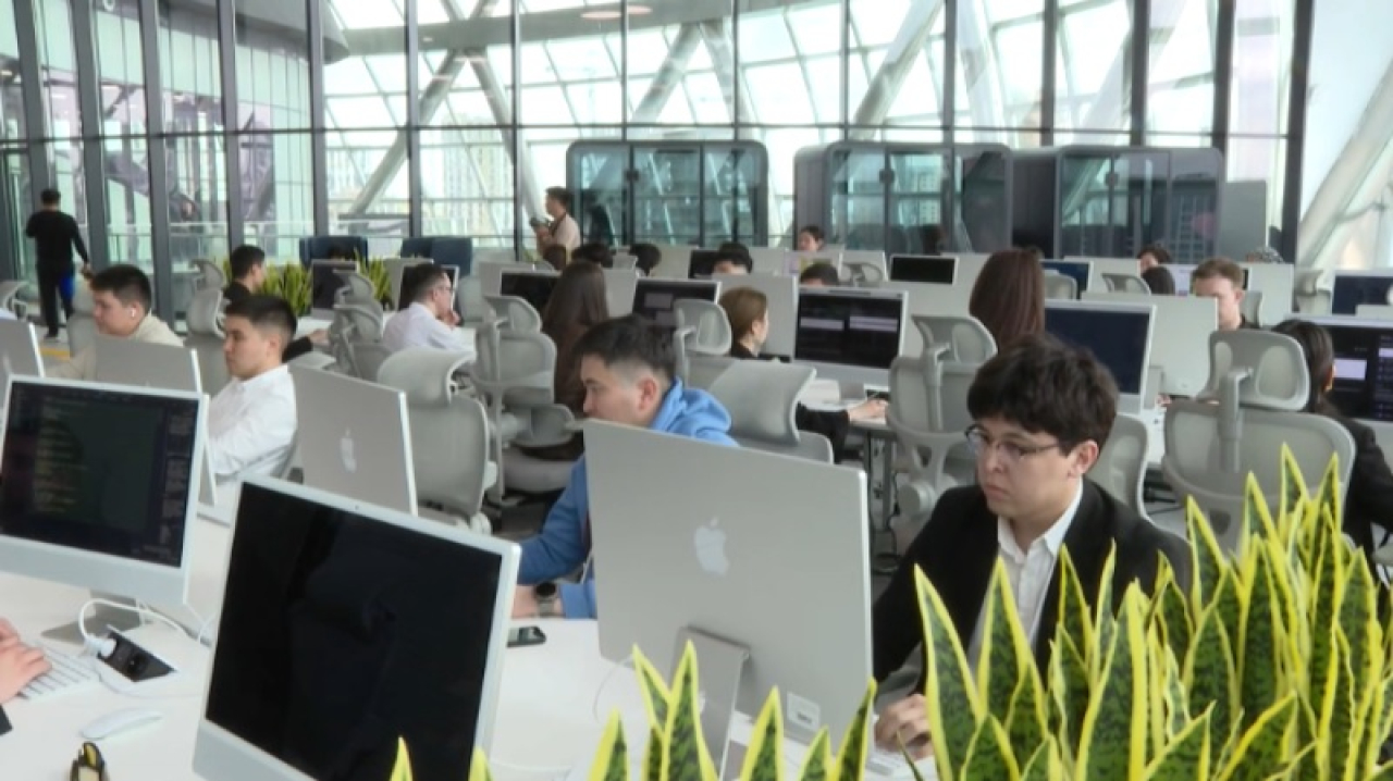 ИИ намерены внедрять в бизнес