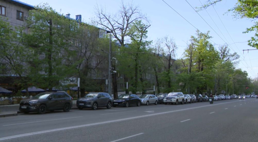 Тұрақ ақысын төлемейтіндер көбейді