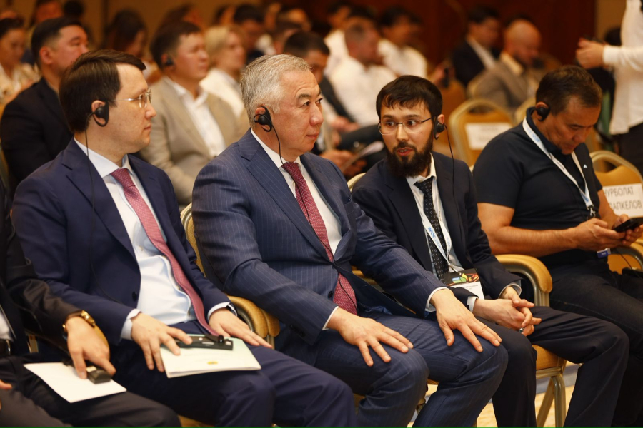 Қазақстанның май экспорты рекорд жаңартты: табыс 1 млрд долларға жуықтады
