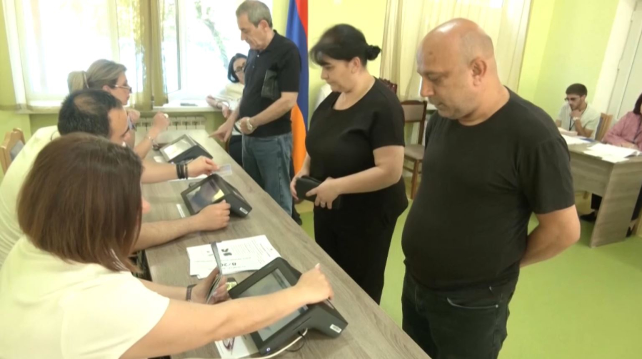 Арменияда парламент сайлауы өтіп жатыр