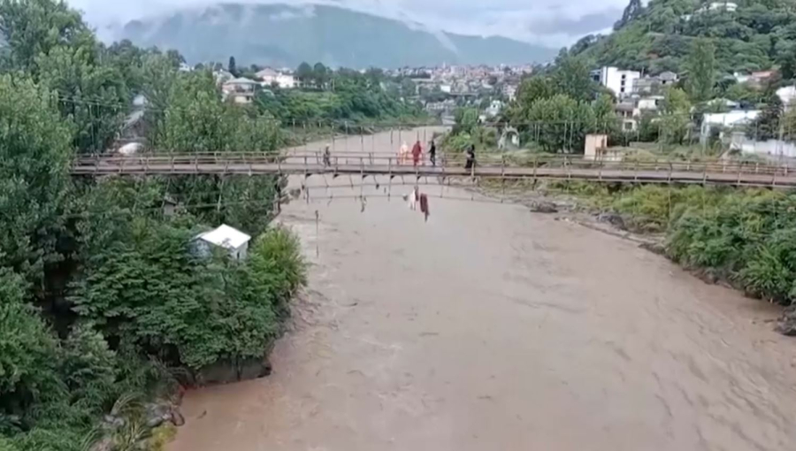 Пәкістандағы жойқын тасқыннан 164 адам мерт болды