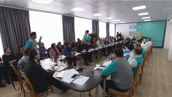 Члены партии Amanat прибыли в Карагандинскую область