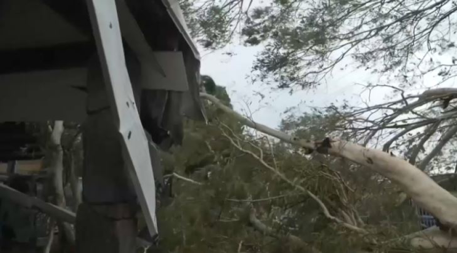 Австралияда дауылдан 19 мың адам жарықсыз қалды