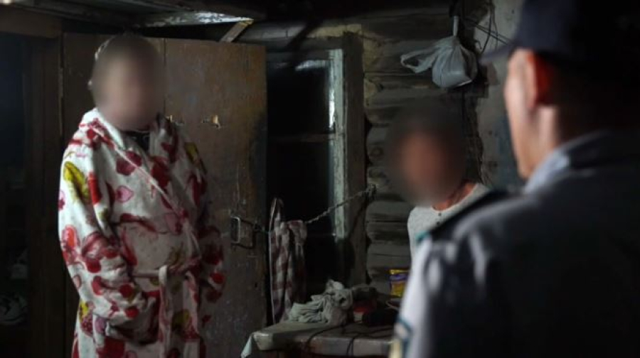 15 человек лишили родительских прав в Семее