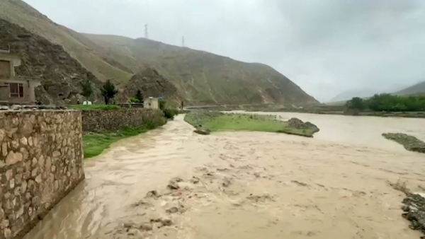 Число погибших в результате наводнений в Афганистане возросло до 300 человек