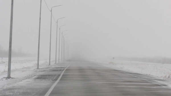 Еліміздің бірқатар өңірінде жол көлік қозғалысы қиындады