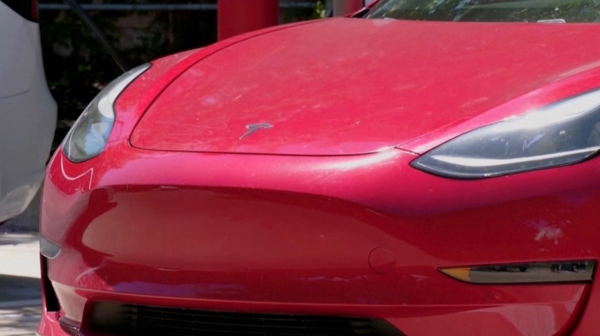 В компании Tesla объяснили причину отзыва 2 млн автомобилей