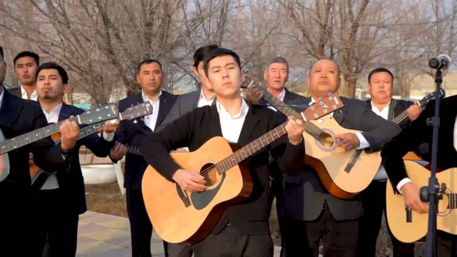 Атырауда Табылдының әндері шырқалды