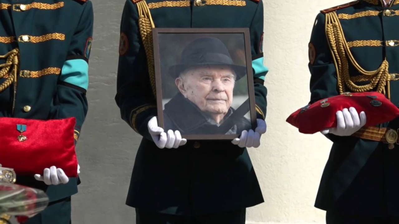 Ветерана Ивана Гапича проводили в последний путь в Уралське