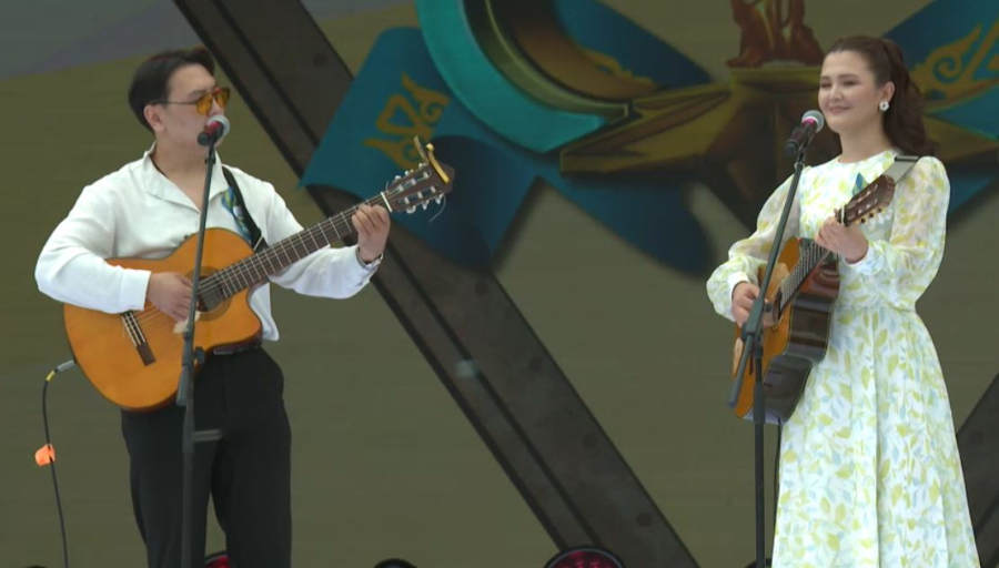 Елордалықтар Жеңістің 80 жылдығын атап өтті