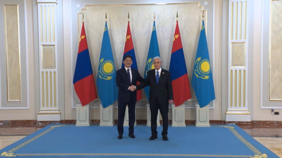 Президенты Казахстана и Монголии провели переговоры