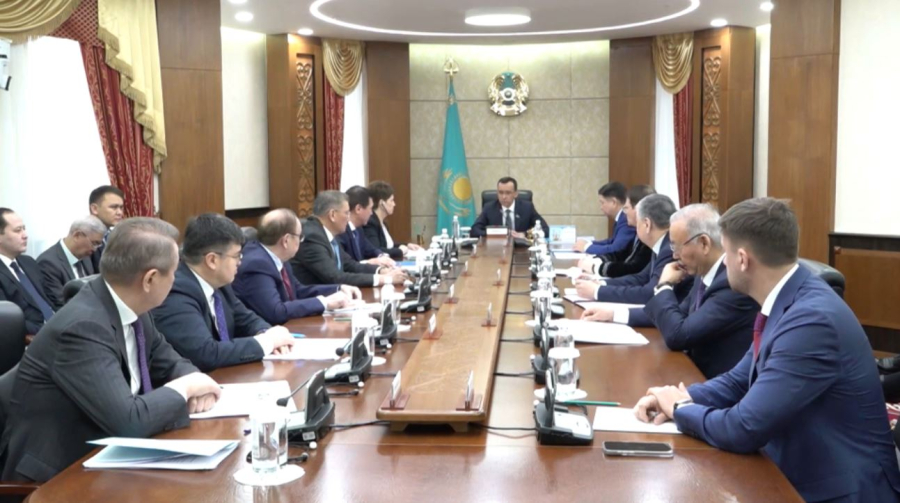 Маулен Ашимбаев высказался об итогах референдума