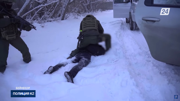 Ресейде адам өлтіріп қашып кеткен қылмыскерлер Қазақстанда ұсталды | Полиция KZ