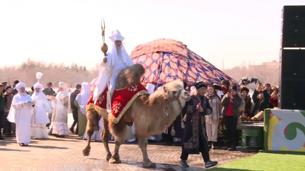 Қарағандылықтар Наурызға арналған қойылымды тамашалады