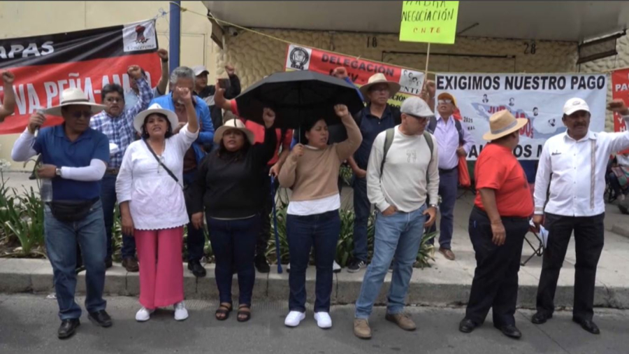 Общенациональная забастовка учителей продолжается с 15 мая в Мексике