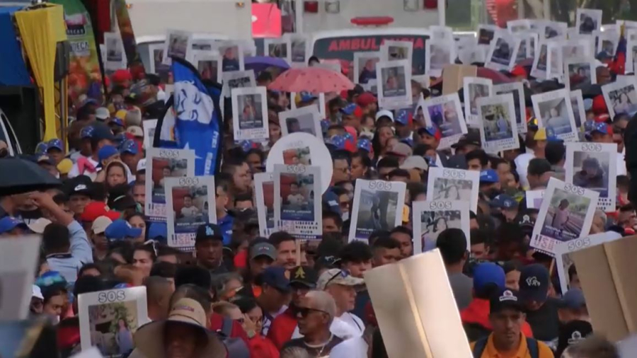 Венесуэльцы требуют вернуть детей из США