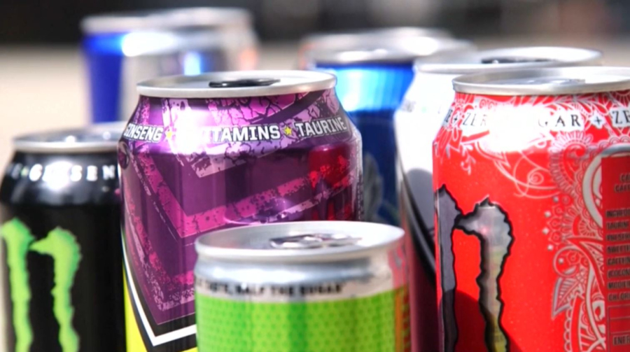 Почти каждый второй подросток в Казахстане употреблял энергетики