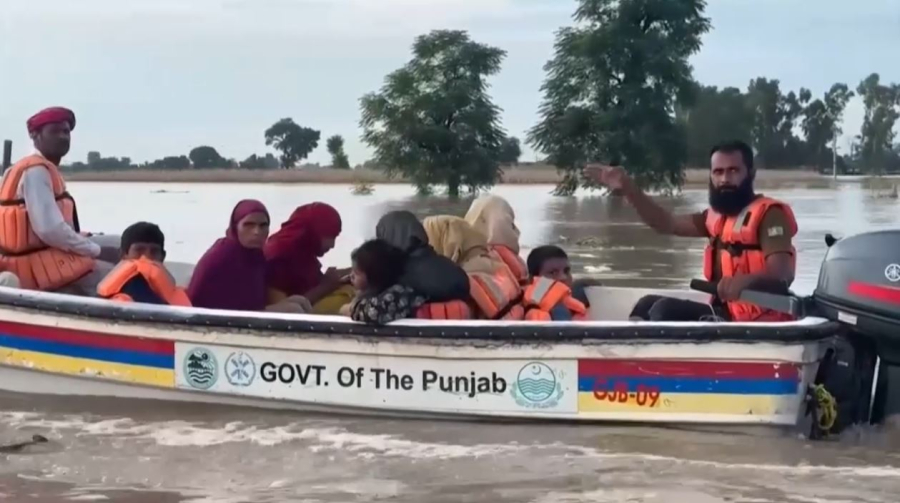 Пәкістанда су тасқынынан 800-ден астам адам қаза тапты