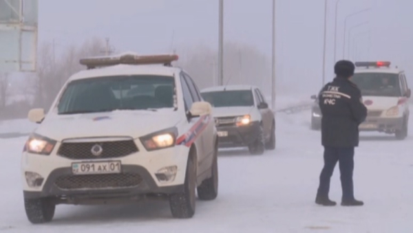 Движение транспорта ограничено в 10 областях Казахстана