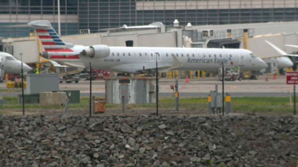 Вашингтон әуежайында екі ұшақ соқтығысып қалды