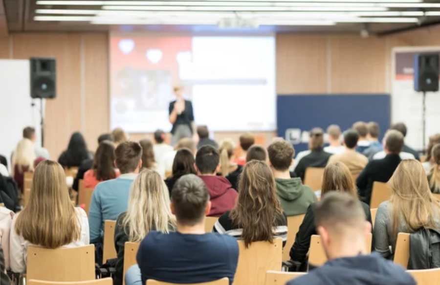 Педагоги «Келешек мектептері» прошли курсы повышения квалификации