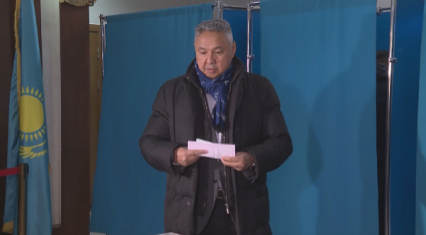 Азат Перуашев: Выборы - важное политическое событие в жизни страны