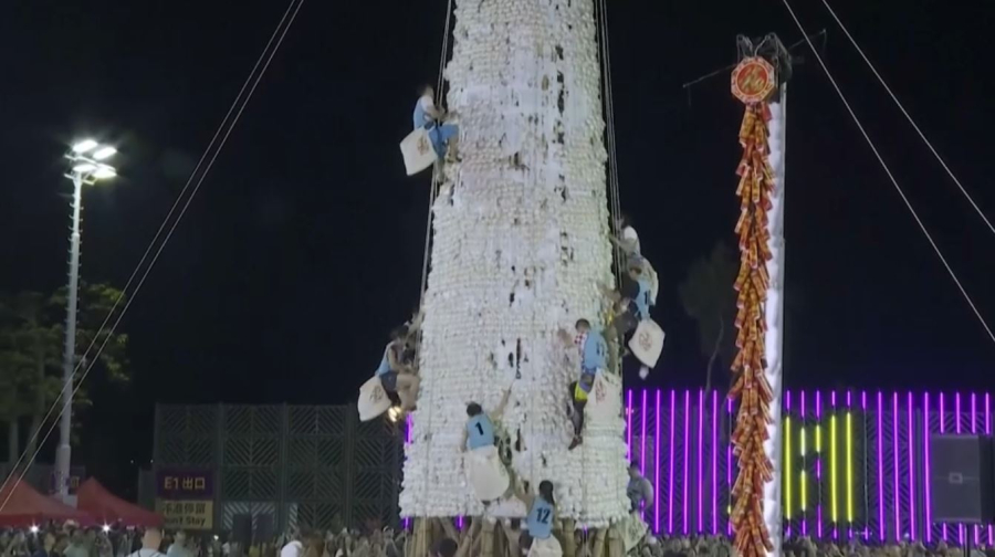 Ежегодный фестиваль булочек прошёл в Гонконге