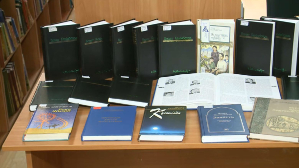 С. Ідірісов: Атырау облысына жастарға арналған кітапхана керек